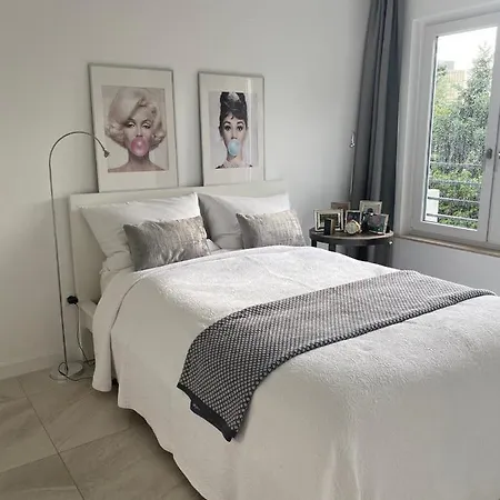 公寓 Luxurioses Am Klinikum